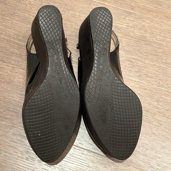 Stuart Weitzman Platform - Picture 5 of 6